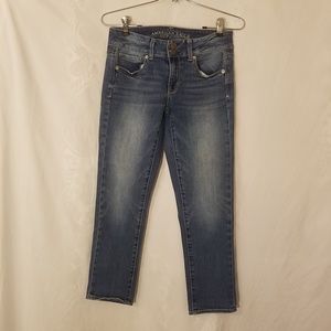 American Eagle Capri Pants